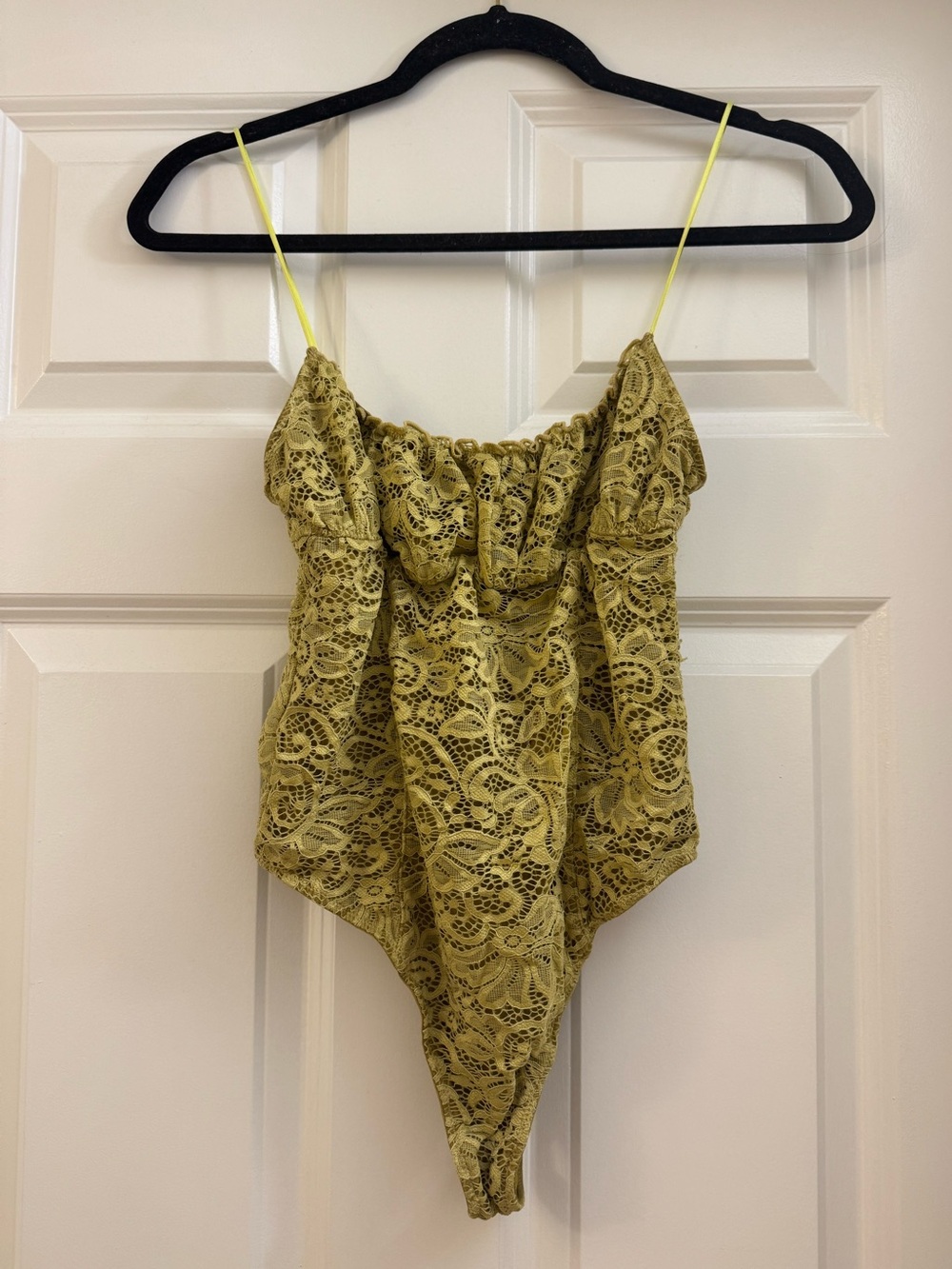 💚URBAN OUTFITTERS BODYSUIT💚